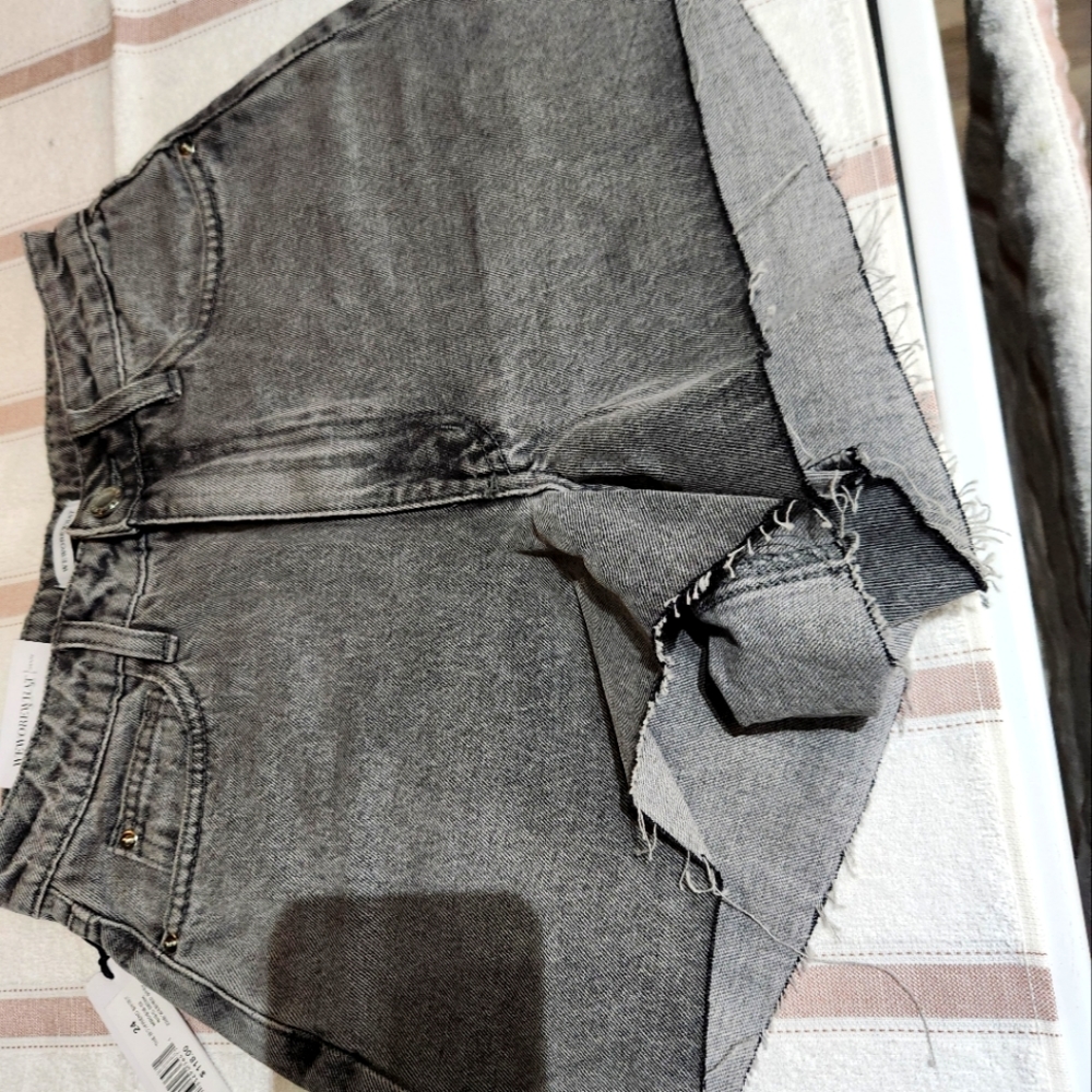 We Wore What Shorts, the boyfriend shorts